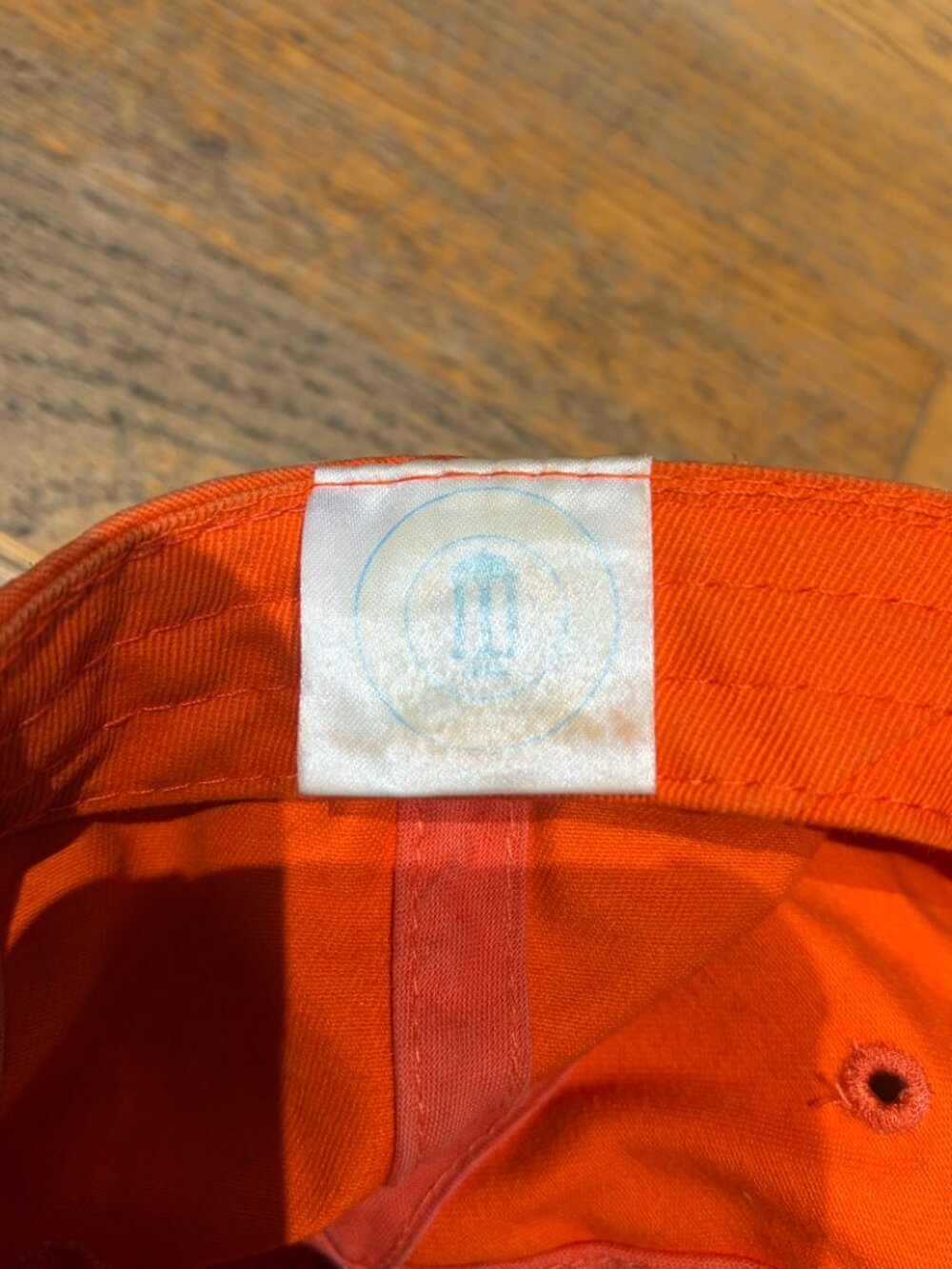 Clemson Tigers hat White embroidered Tiger Paw - Picture 6 of 7